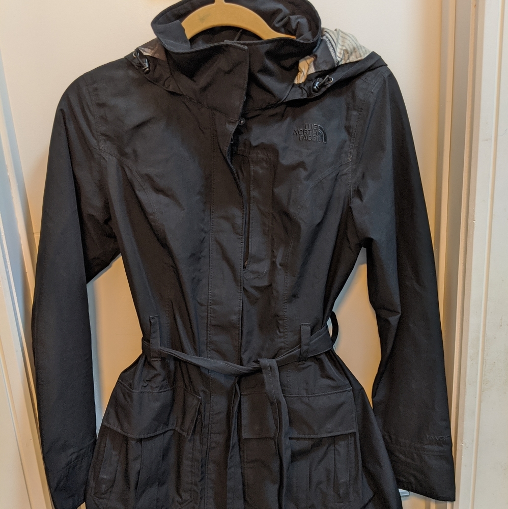 North Face Plaid Lined Black Raincoat